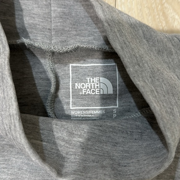 The north face sweater size small - Picture 3 of 4